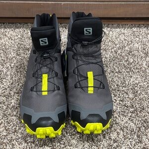 Salomon Men's Gray and Neon Yellow Athletic Shoes